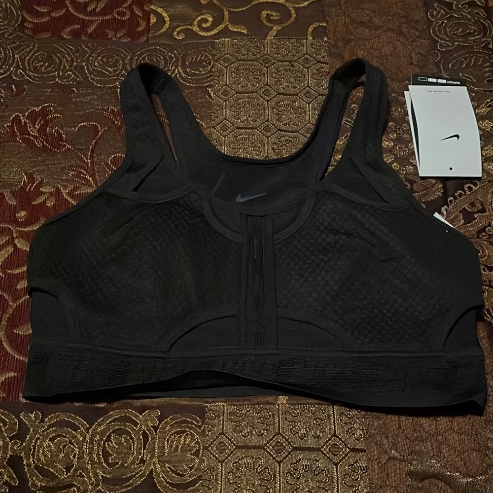 Nike Dri Fit Swoosh Sports Bra Unpadded